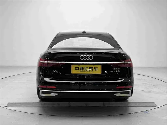 Audi A6L — Фото автомобиля 19