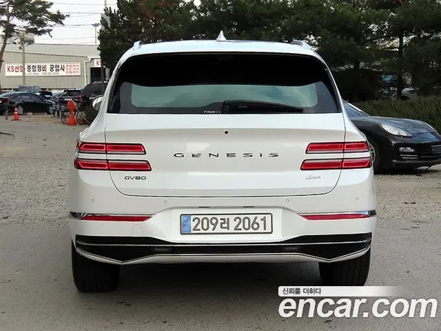 Genesis GV80 2.5T Бензин AWD — Фото автомобиля 4