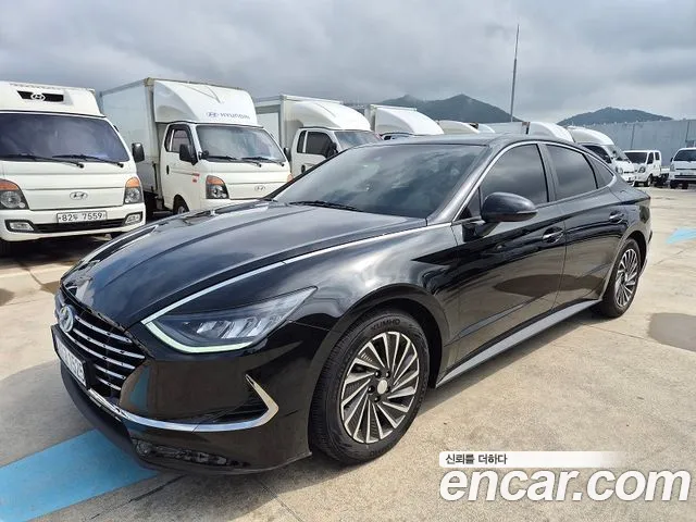 Фотография автомобиля — Hyundai Sonata DN8