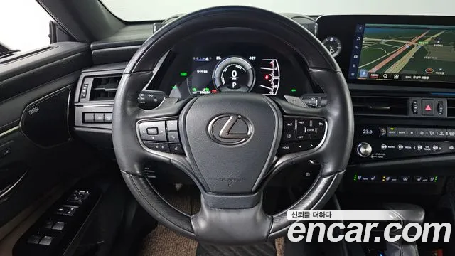 Lexus ES 7th Gen — Фото автомобиля 16