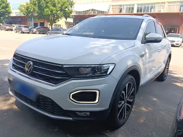 Фотография автомобиля — Volkswagen T-Roc