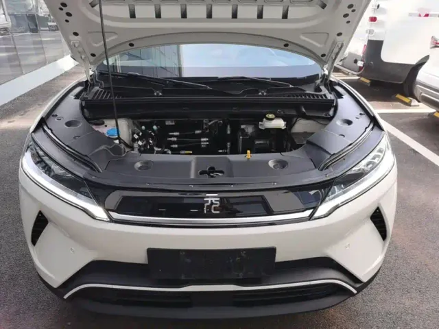 BYD Yuan UP — Фото автомобиля 19