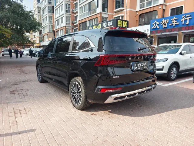 Hyundai Custo — Фото автомобиля 4
