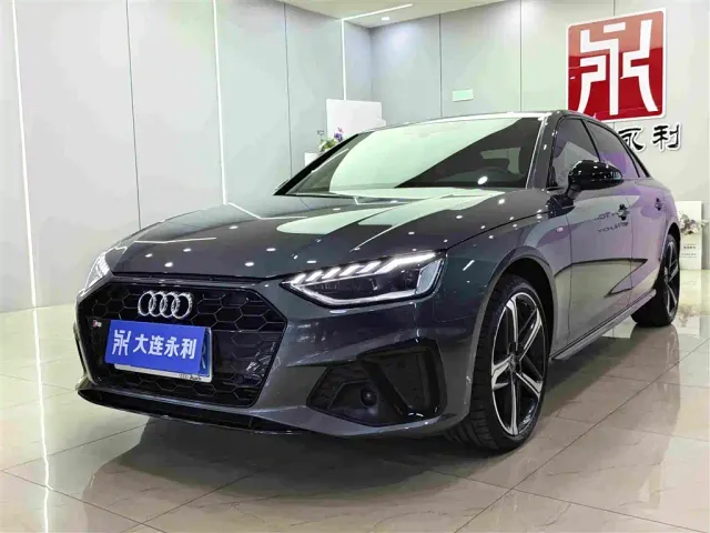 Фотография автомобиля — Audi A4L
