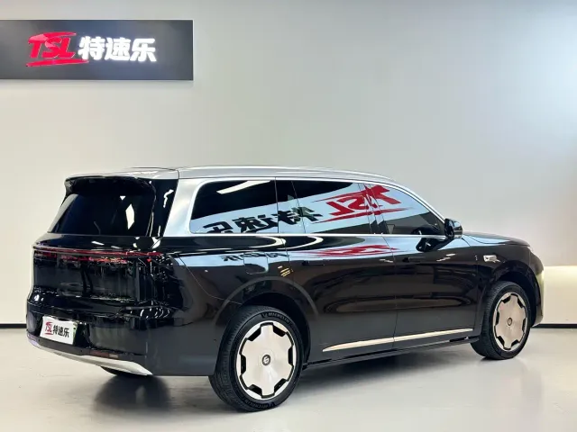 Leapmotor D Series — Фото автомобиля 4
