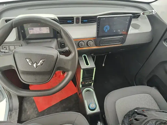 Wuling Hongguang Mini EV — Фото автомобиля 9