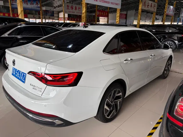 Volkswagen Sagitar — Фото автомобиля 12