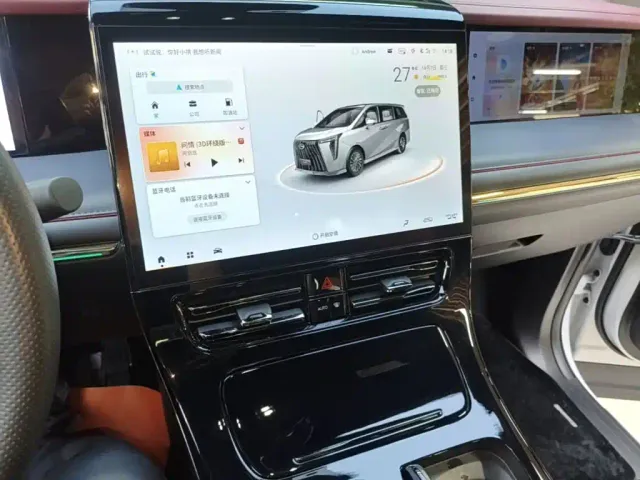 GAC Trumpchi E9 — Фото автомобиля 12
