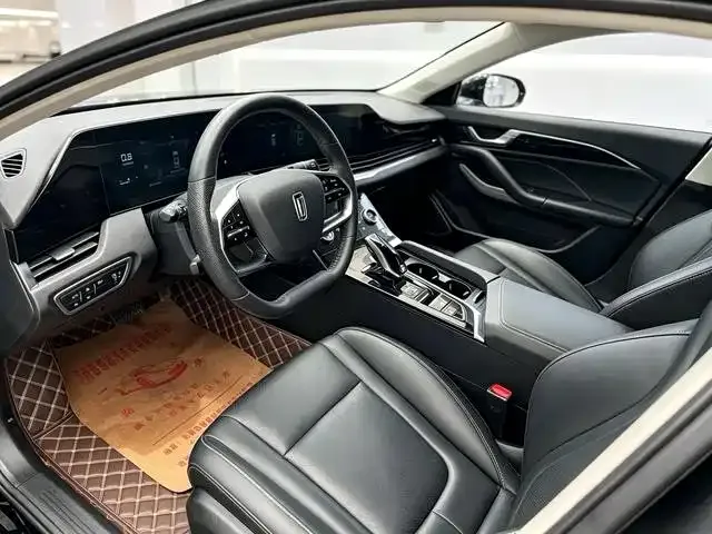Bestune B70 — Фото автомобиля 8