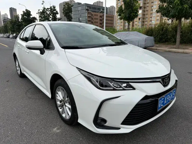 Toyota Corolla — Фото автомобиля 3