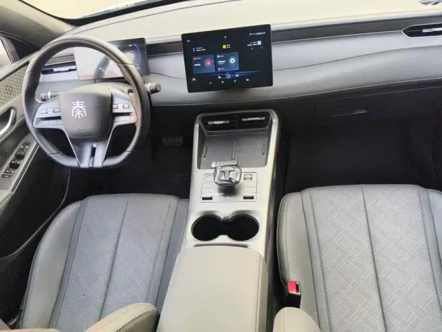 BYD Qin PLUS — Фото автомобиля 12