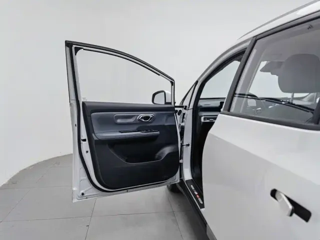 GAC Aion Y — Фото автомобиля 8