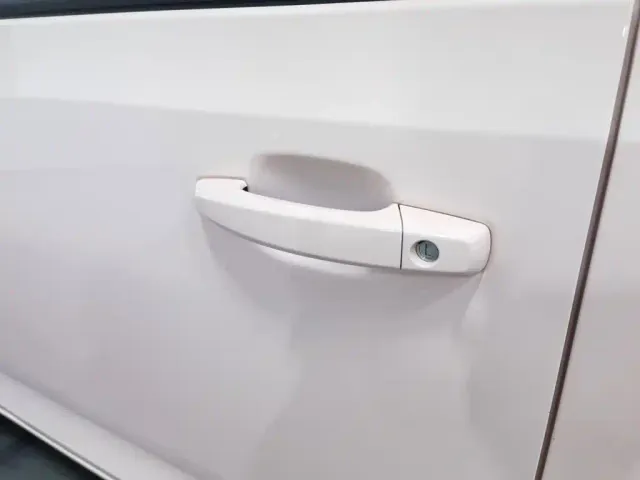 Wuling Hongguang Mini EV — Фото автомобиля 18