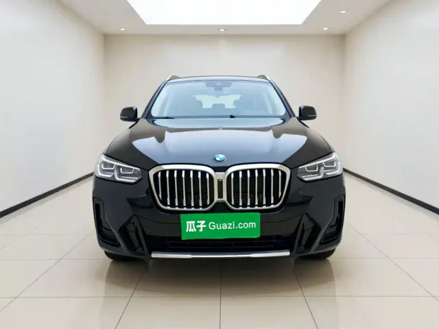 BMW X3 — Фото автомобиля 2