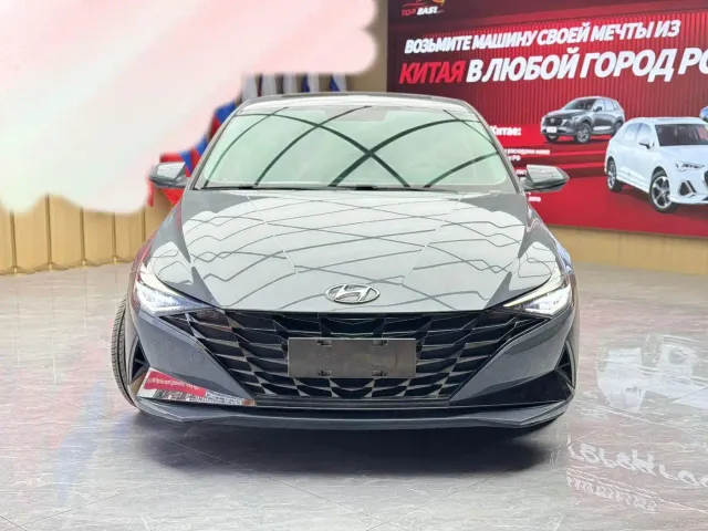 Hyundai Elantra — Фото автомобиля 2