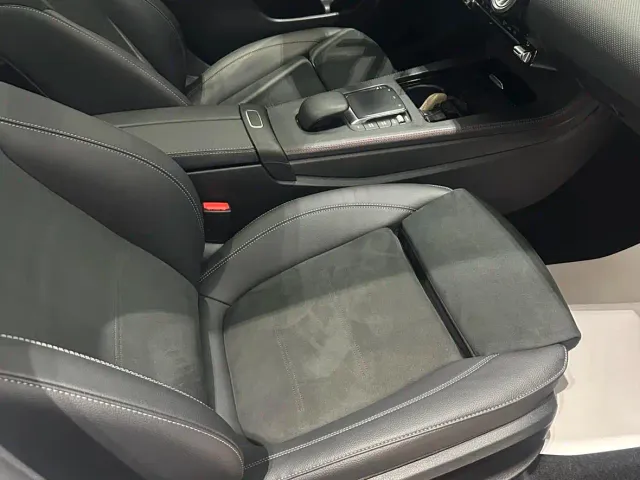 Mercedes-Benz A-Class — Фото автомобиля 10