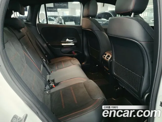 Mercedes-Benz GLA-Class H247 — Фото автомобиля 10