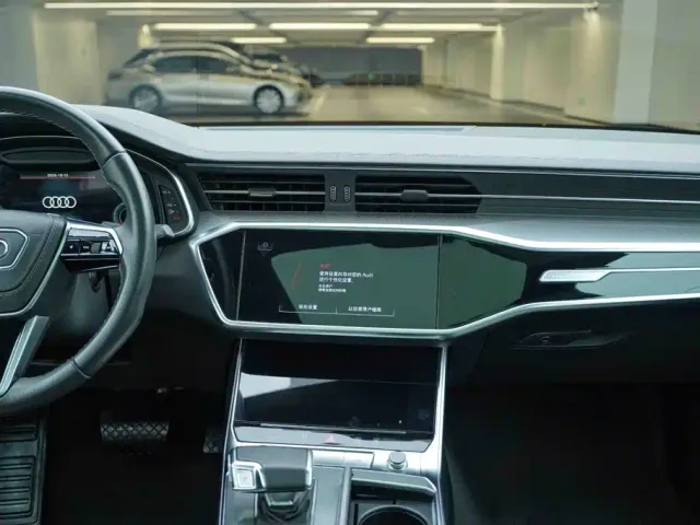 Audi A6L — Фото автомобиля 18