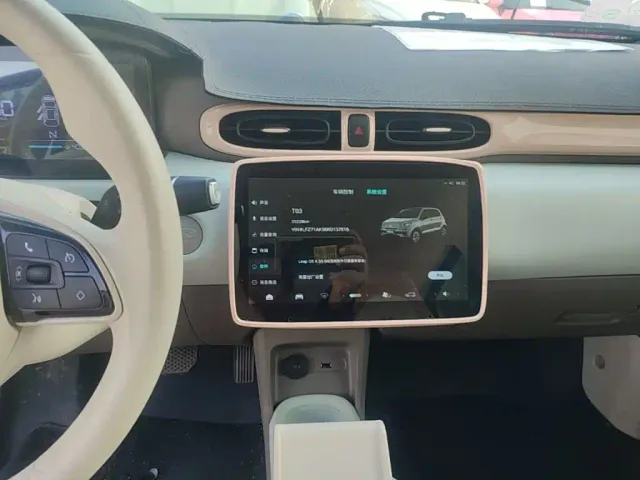 Leapmotor T03 — Фото автомобиля 12