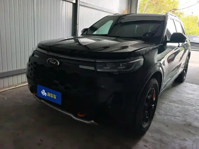 Ford Explorer — Фото автомобиля 2