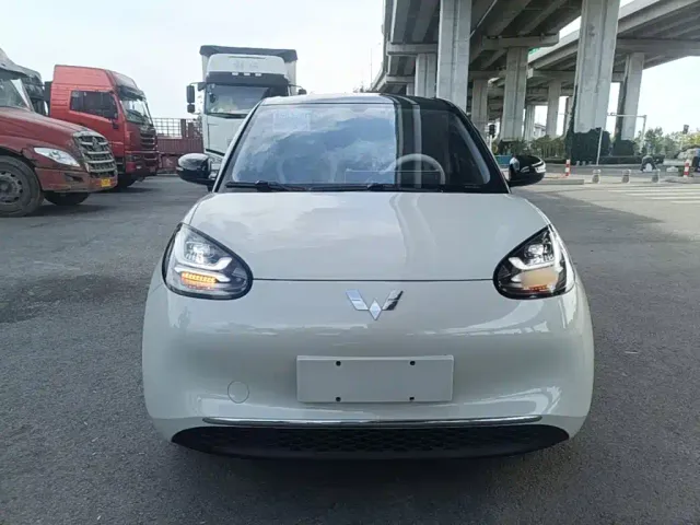 Wuling Bingo — Фото автомобиля 2
