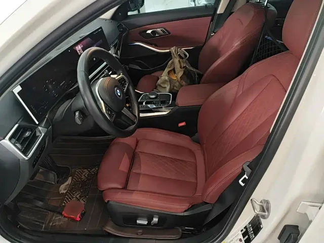 BMW i3 — Фото автомобиля 14