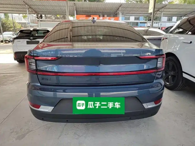 Polestar 2 — Фото автомобиля 5