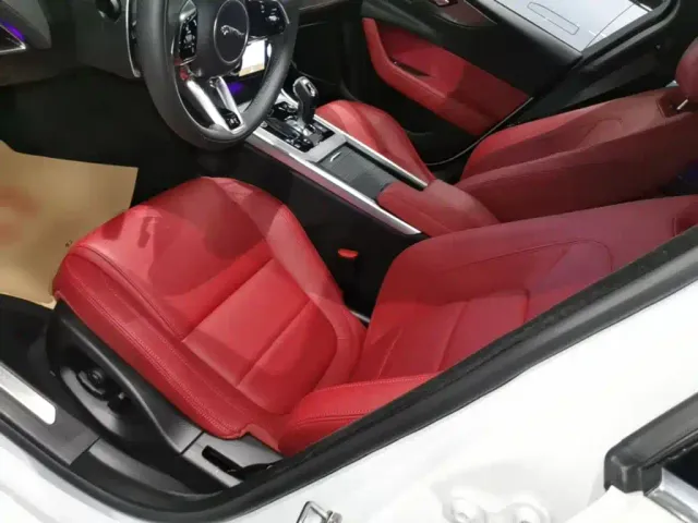 Jaguar XEL — Фото автомобиля 14