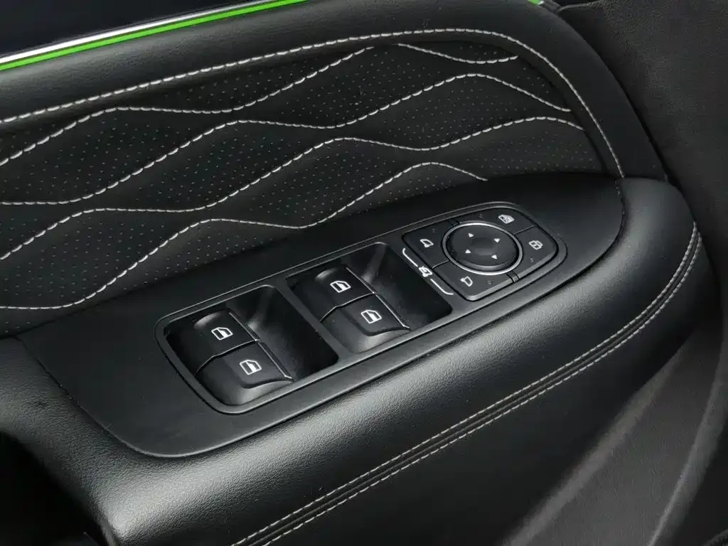 Tank Tank 300 2021 Off-road Edition 2.0T Challenger — Фото автомобиля 9