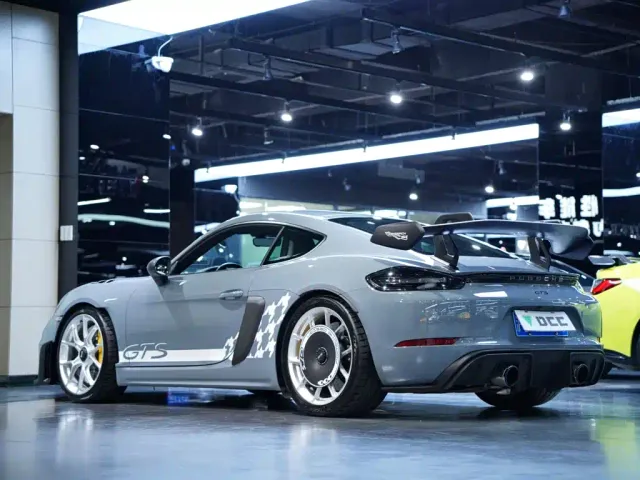 Porsche 718 — Фото автомобиля 6