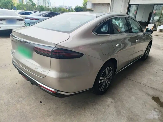 Geely Galaxy Stellar 6 — Фото автомобиля 6