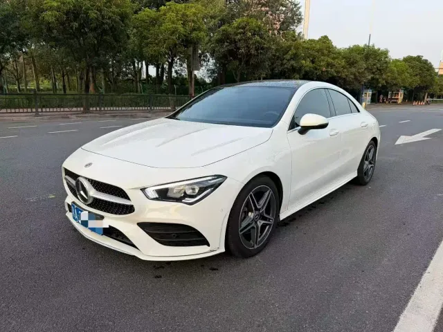 Фотография автомобиля — Mercedes-Benz CLA-Class