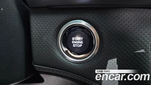 KG_Mobility_Ssangyong Rexton Новый Rexton Sport Khan Дизель 2.2 4WD — Фото автомобиля 27