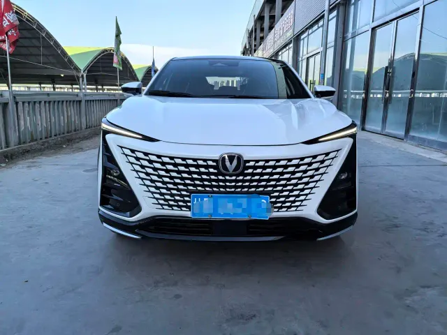 Changan UNI-T — Фото автомобиля 2