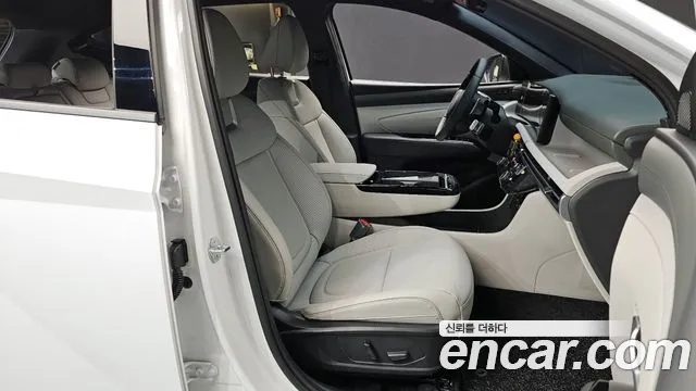 Hyundai Tucson Новый Tucson (NX4) Бензин 1.6 турбо 2WD — Фото автомобиля 10