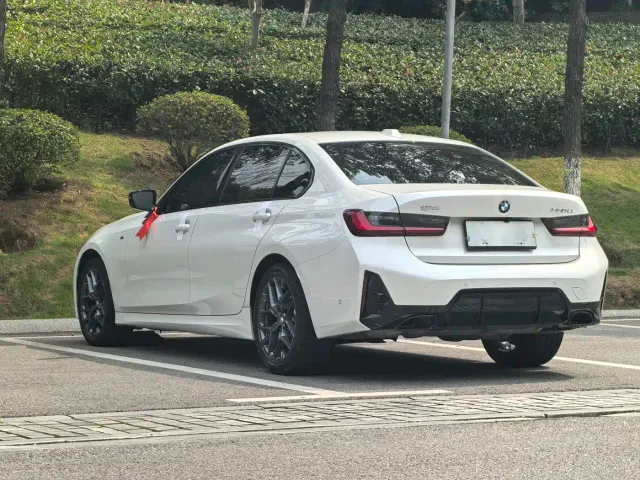 BMW 3 Series — Фото автомобиля 15