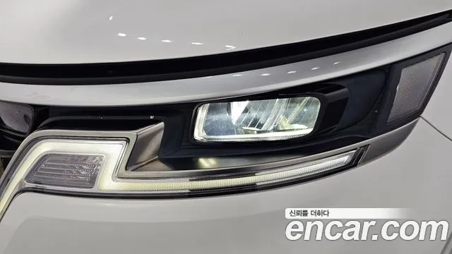 Kia Canival — Фото автомобиля 22
