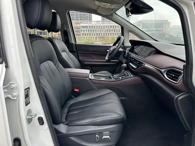 GAC Trumpchi M6 — Фото автомобиля 21
