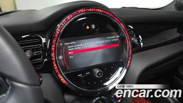 Mini Cooper — Фото автомобиля 16