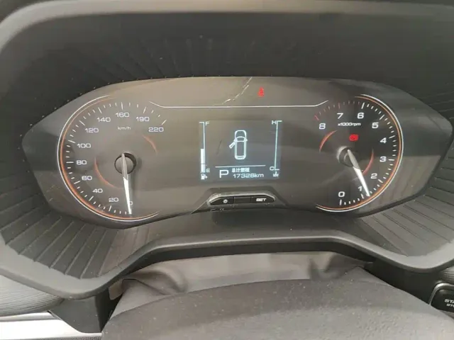 Wuling Jiachen — Фото автомобиля 11