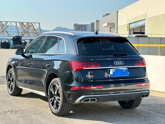 Audi Q5L — Фото автомобиля 8