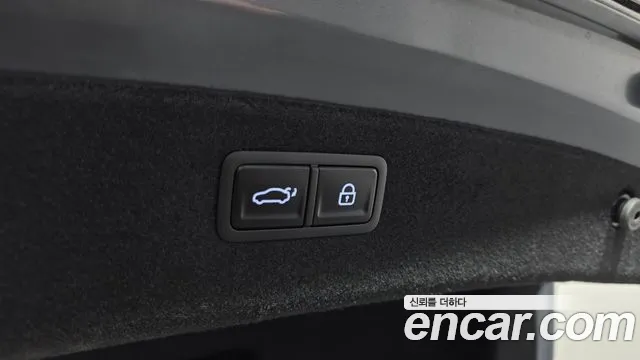 Genesis G80 Бензин 2.5 турбо AWD — Фото автомобиля 24