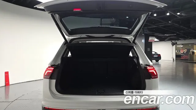 Volkswagen Tiguan Tiguan 2 поколение 2.0 TDI Prestige — Фото автомобиля 20