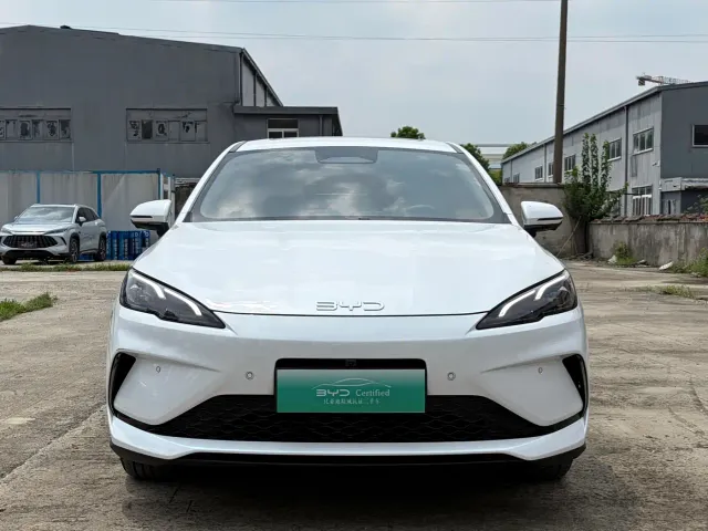 BYD Seal 05 DM-i — Фото автомобиля 2