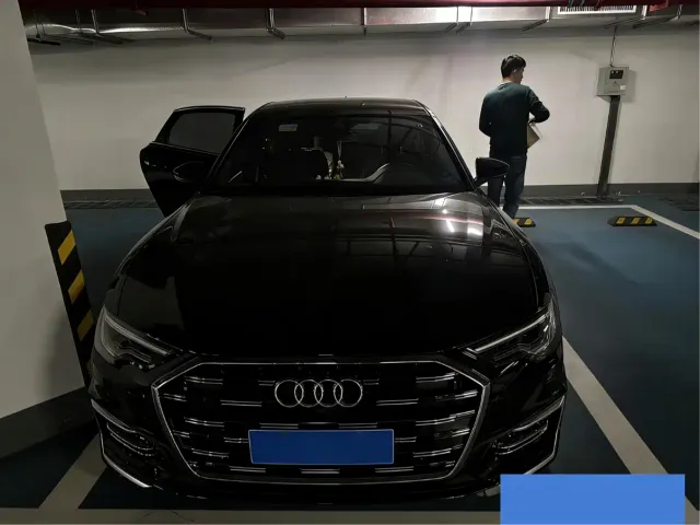 Audi A6L — Фото автомобиля 2