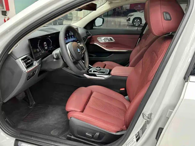 BMW 3 Series — Фото автомобиля 18