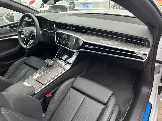Audi A7 — Фото автомобиля 7