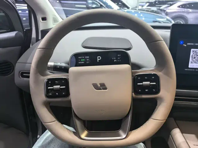 Li Auto i8 — Фото автомобиля 10