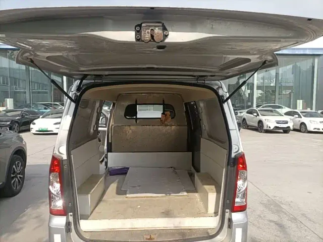 Wuling Rongguang S — Фото автомобиля 18