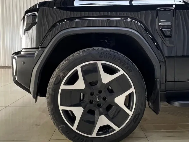 iCAR V27 — Фото автомобиля 19